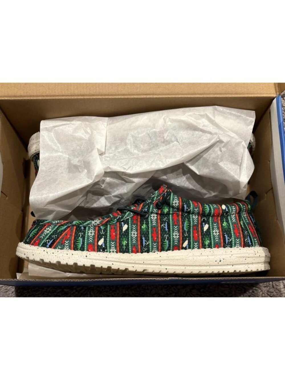 Hey Dude Wally Fishmas Sweater Pine Green Mens 12 Outdoor Shoes New
